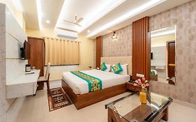 Treebo Premium Zorba - Hoshangabad Road